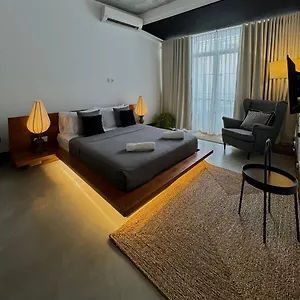  Guest house 33