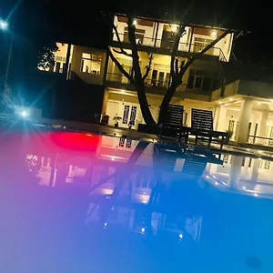2* Hotel Airport Heritage